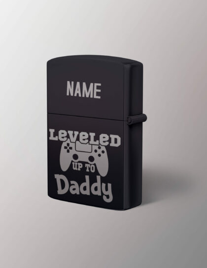 Benzin Metallfeuerzeug mit Gravur "LEVEL UP"