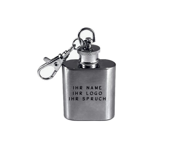 Silberner Mini-Flachmann mit Karabiner und Beispielen für Name, Logo oder Spruch