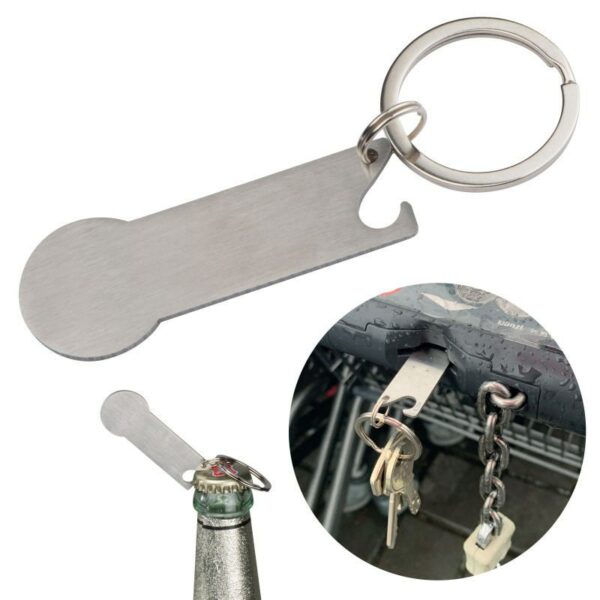 Edelstahl-Schlüsselanhänger mit integriertem Flaschenöffner an einer Flasche